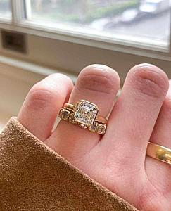 Handmade Asscher Cut Lab Diamond Engagement Ring: Bezel Set Split Shank - Image 3