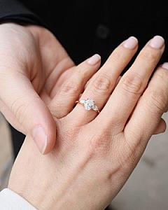 Oval Lab Grown Diamond Engagement Ring: Three Stone Pear Side Stones, Hammered Band - Image 6