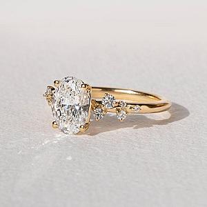 Oval Lab Grown Diamond Ring: 1.0-2.0 CT Gold Muse-Cluster Engagement Ring - Image 2