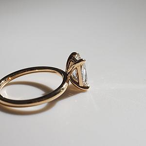 Radiant Cut Lab Grown Diamond Engagement Ring: Solitaire Wedding Band, IGI Certified - Image 3