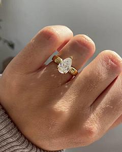 Pear Cut Lab Grown Diamond Engagement Ring: 14K Gold Solitaire - Image 7
