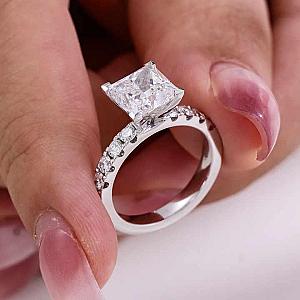 Princess Cut Lab Grown Diamond Engagement Ring: 14K Gold Pave Setting - Image 4