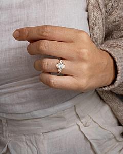 Lab Grown Oval Diamond Trilogy Ring: 14k Gold Pear Side Stones - Image 2